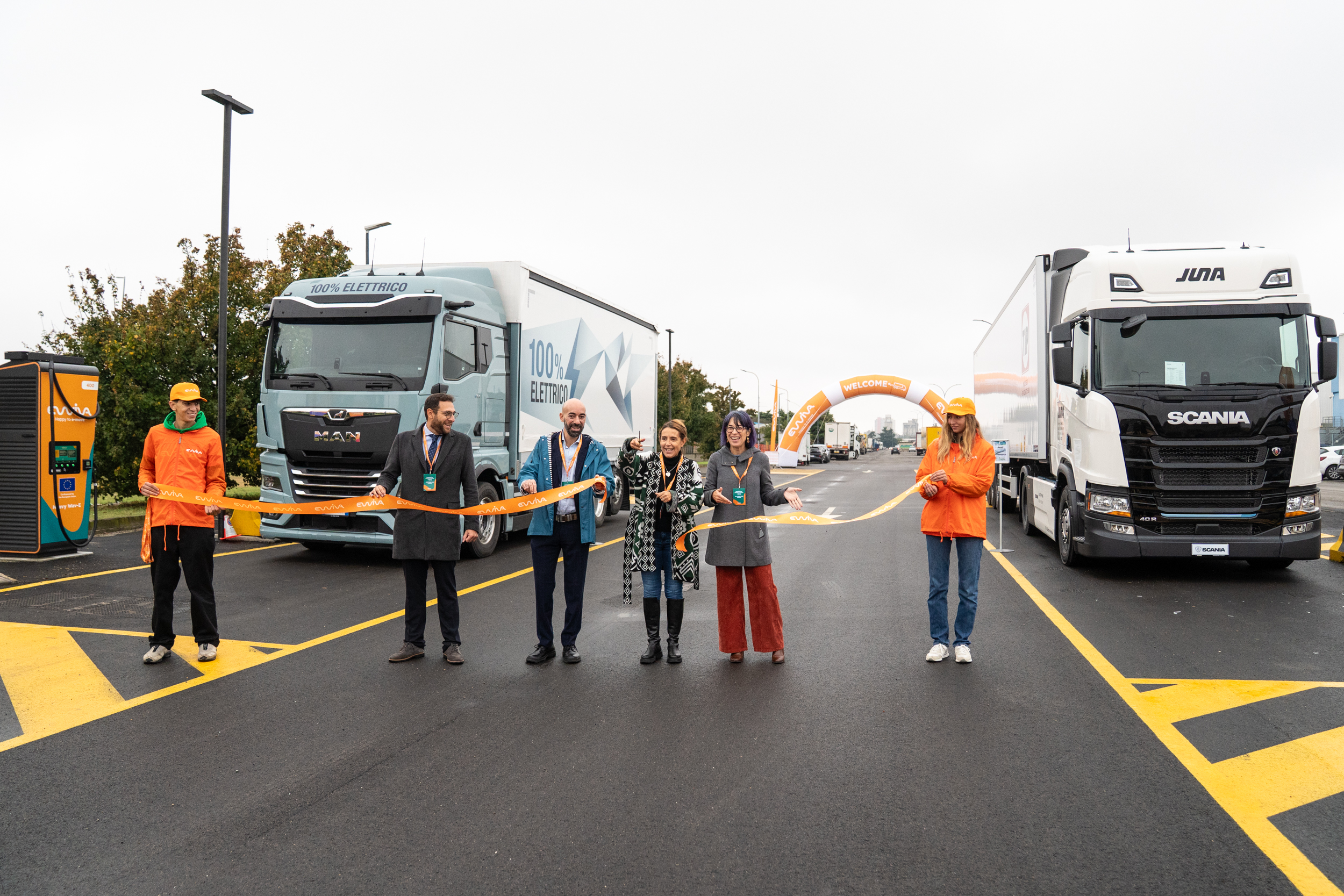 Ewiva accelera la transizione green della logistica: attiva a Piacenza la prima stazione di ricarica per e-truck su suolo pubblico in Italia